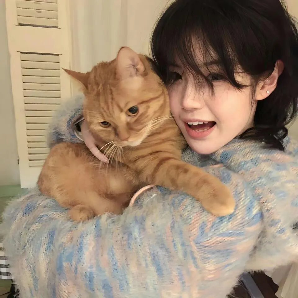 不愿恋爱的雀斑小姐